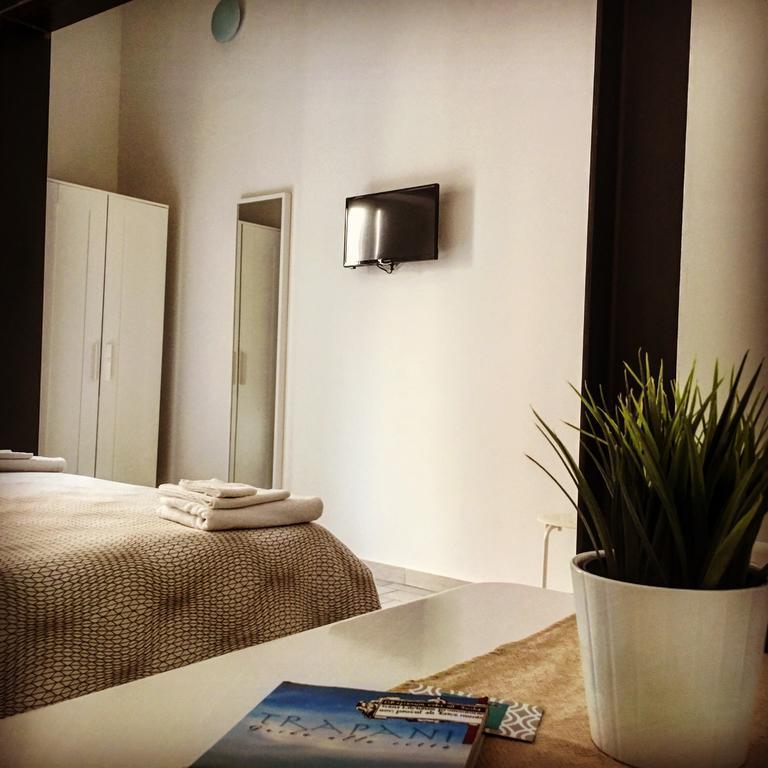 Torrearsa 17 Bed & Breakfast Trapani Bagian luar foto