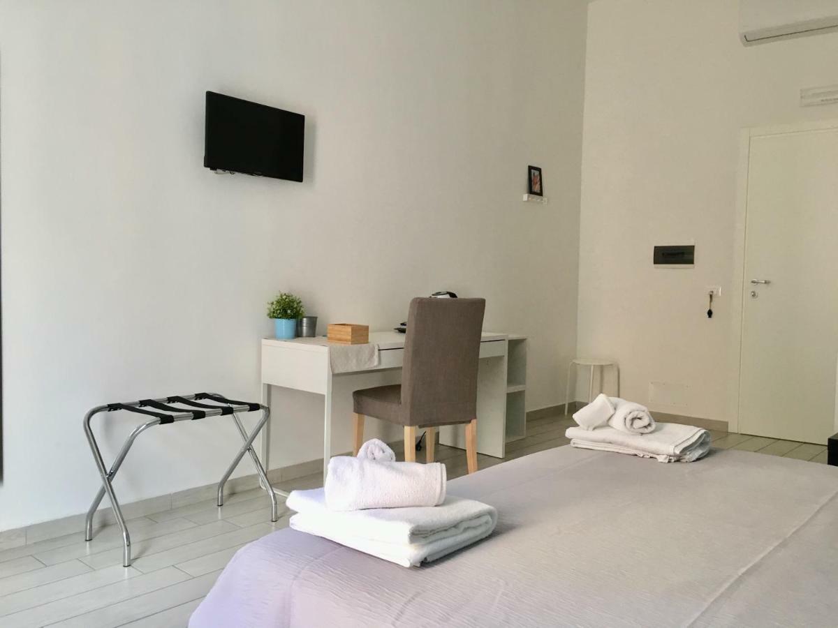 Torrearsa 17 Bed & Breakfast Trapani Bagian luar foto